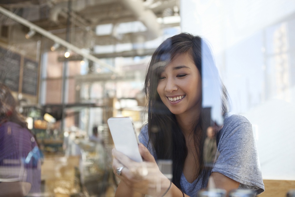 Young woman on an smartphone